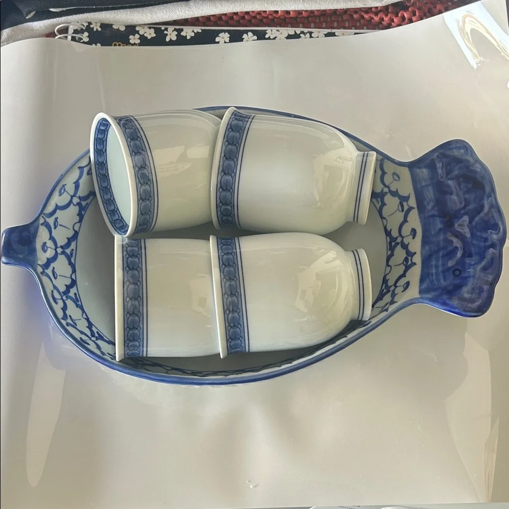 Blue and White Fish-Shaped Serving Set - Picture 5 of 9